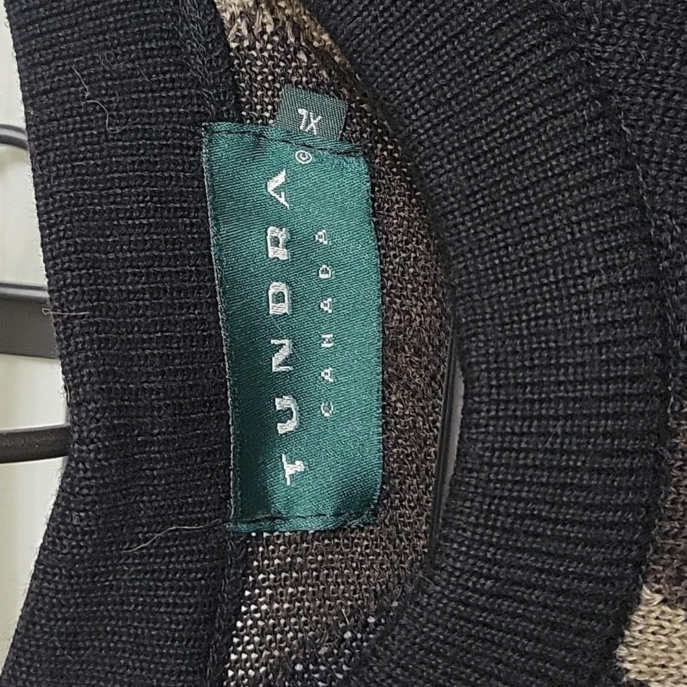 Tundra Canada 100% Merino Wool Argyle Sweater - Picture 2 of 7